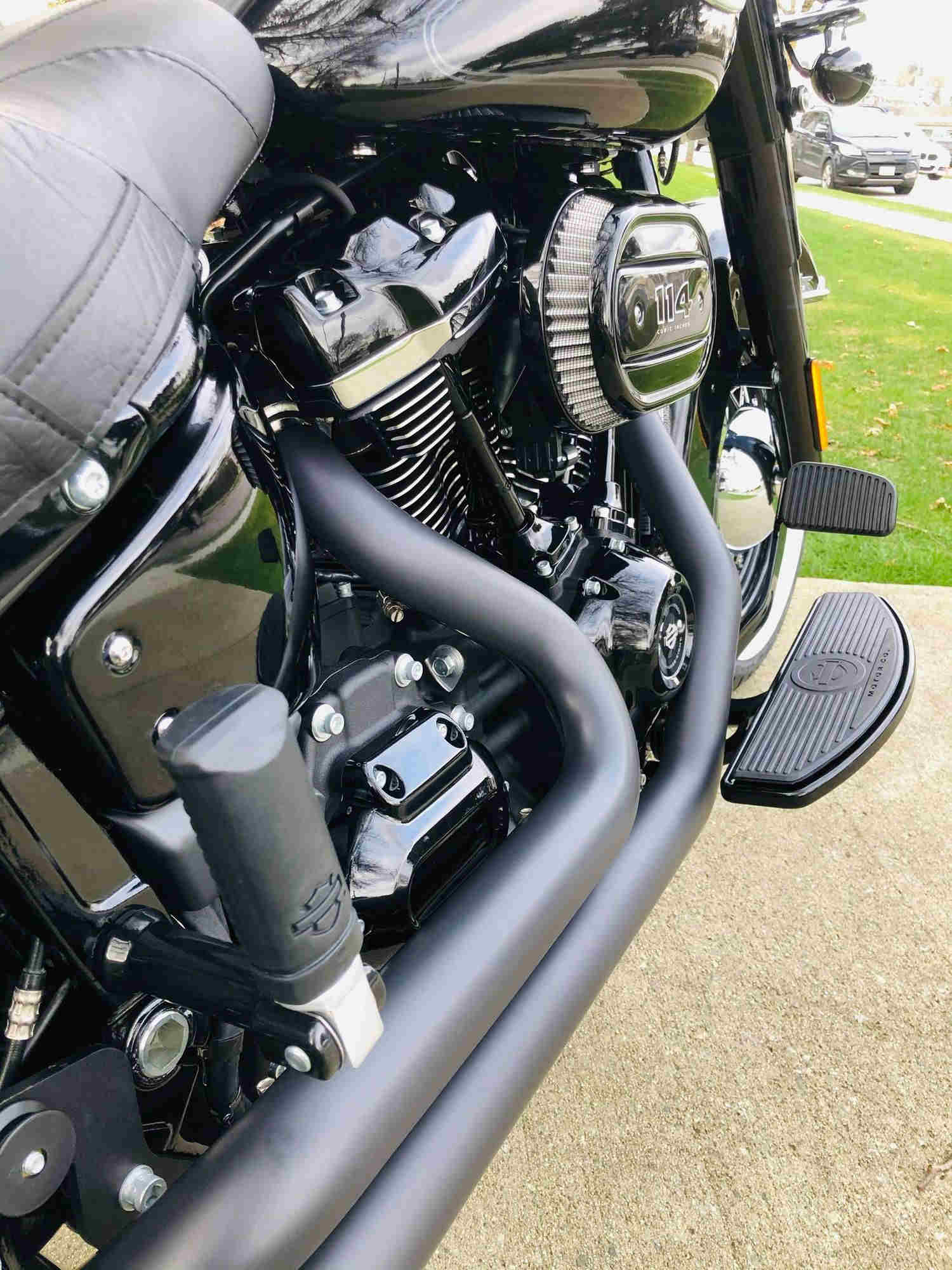2021 Harley-Davidson® Custom Heritage Classic 114 - "The Gangster Glide"