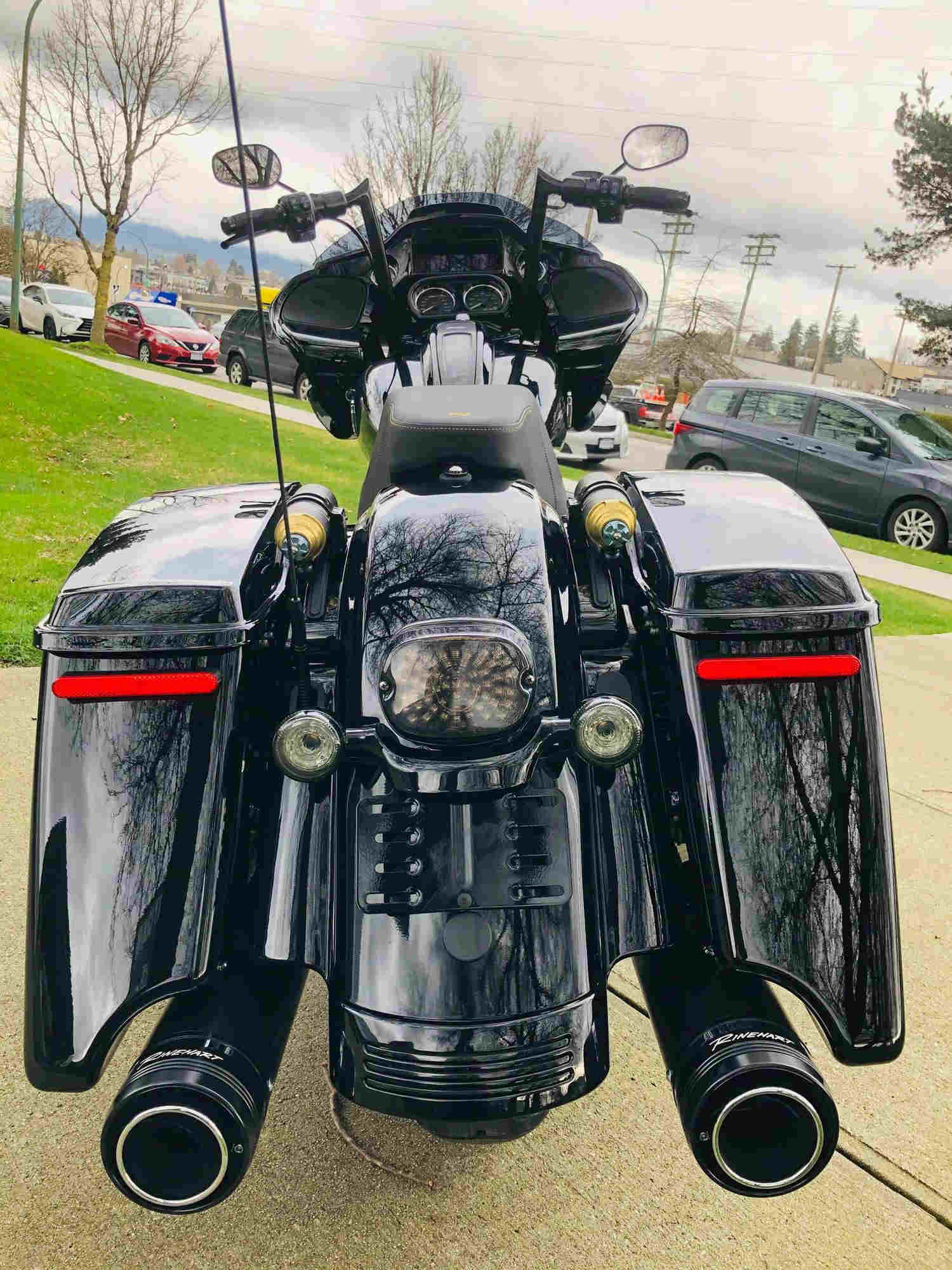 2021 Custom 2021 Harley-Davidson® Custom Road Glide™ Special - "The Bandit"!